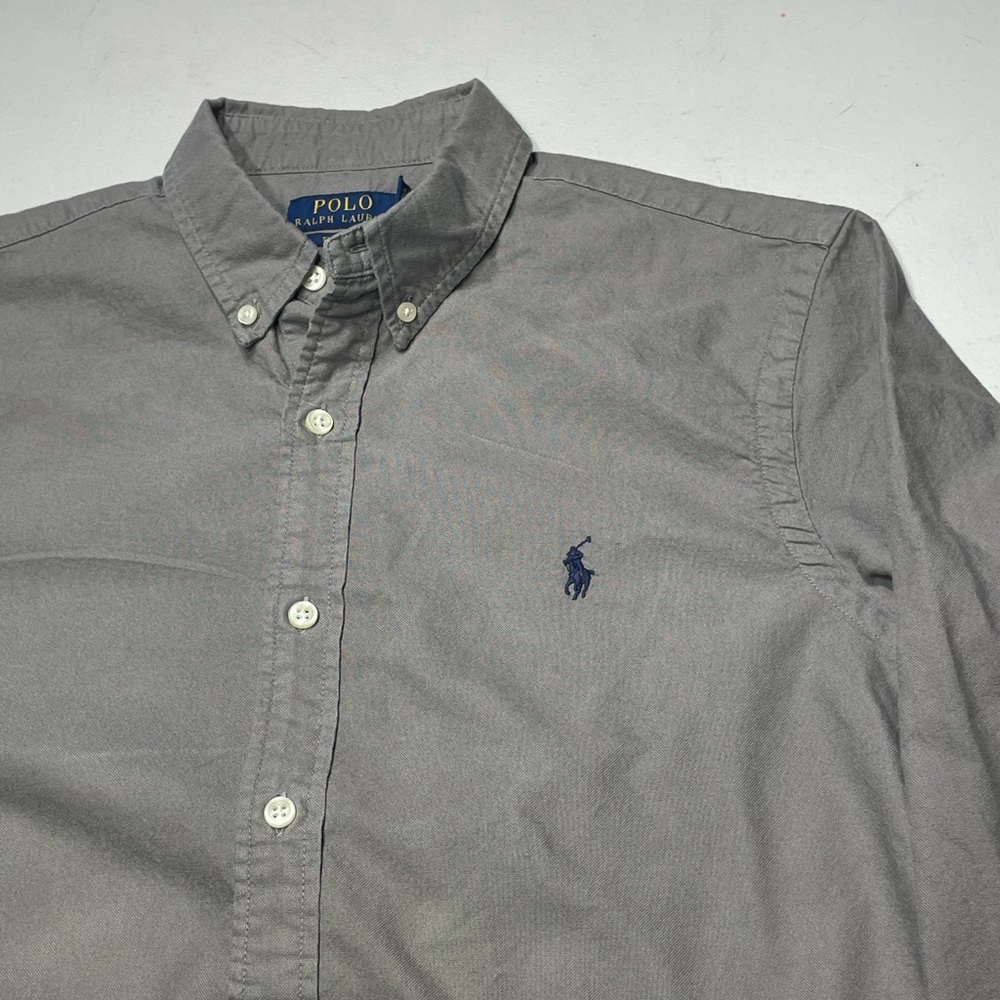 Ralph Lauren size Medium Slim fit Gray Oxford Cloth Button Down Shirt. - Picture 4 of 13